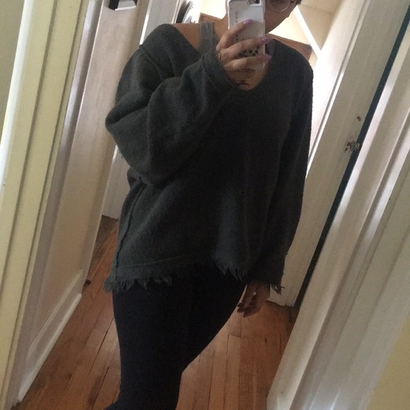 Green Multicolor Knitted Sweater - Picture 1 of 5
